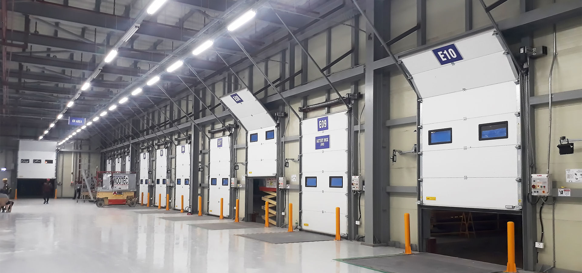 Industrial Door & Loading Bay